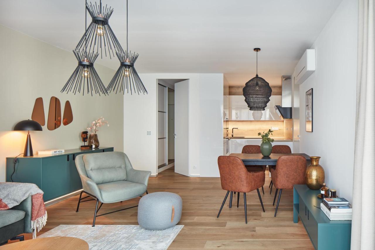 Prague Days - Stylish Apartments With Terrace - Parking - Quiet Area Praga Exterior foto