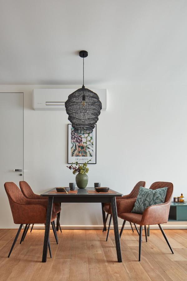 Prague Days - Stylish Apartments With Terrace - Parking - Quiet Area Praga Exterior foto