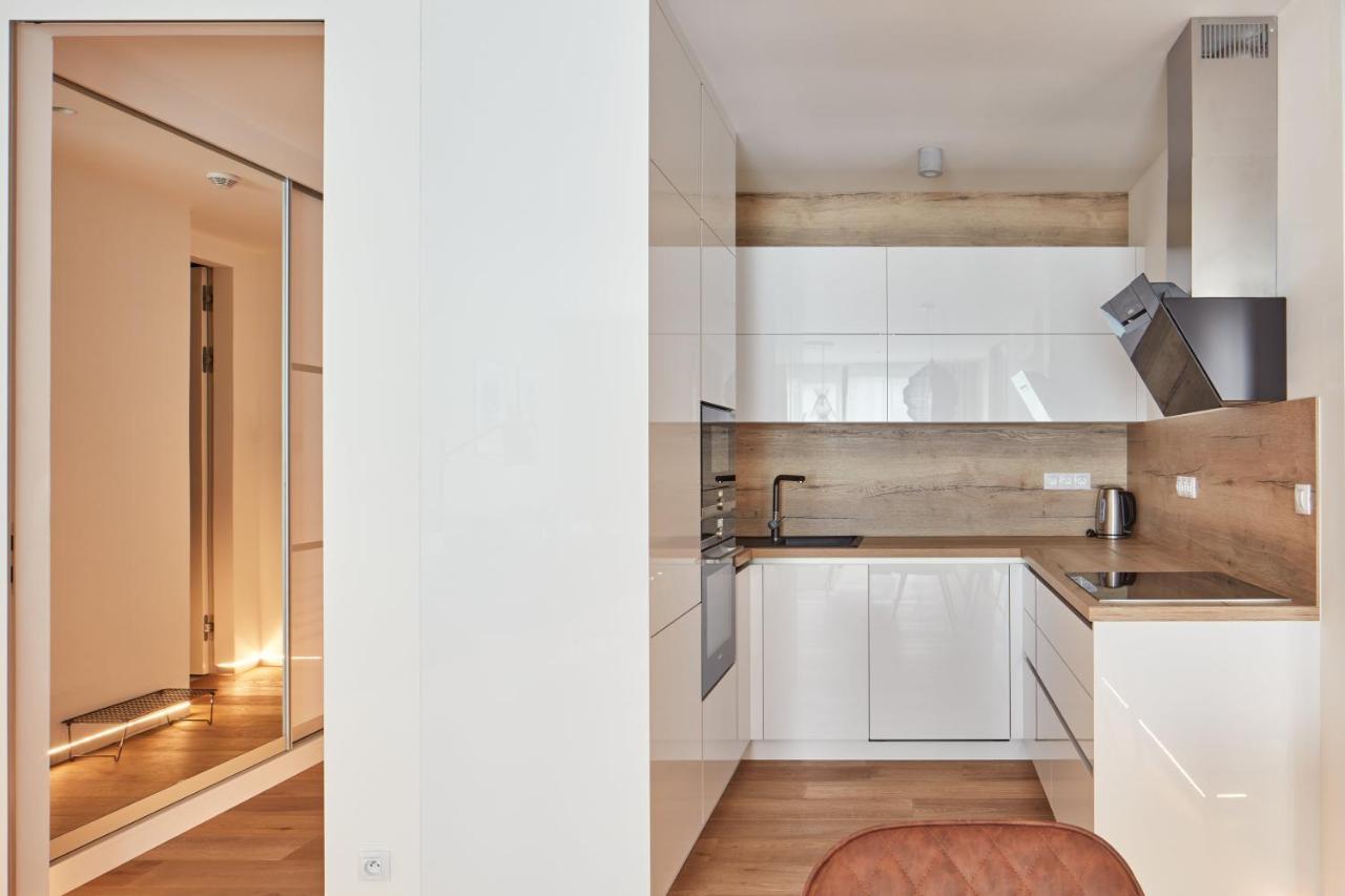Prague Days - Stylish Apartments With Terrace - Parking - Quiet Area Praga Exterior foto